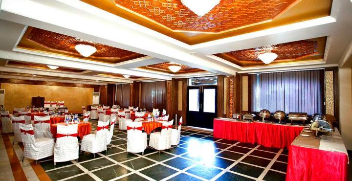 Radisson Srinagar Ξενοδοχείο Εξωτερικό φωτογραφία