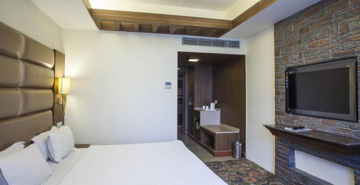 Radisson Srinagar Ξενοδοχείο Εξωτερικό φωτογραφία