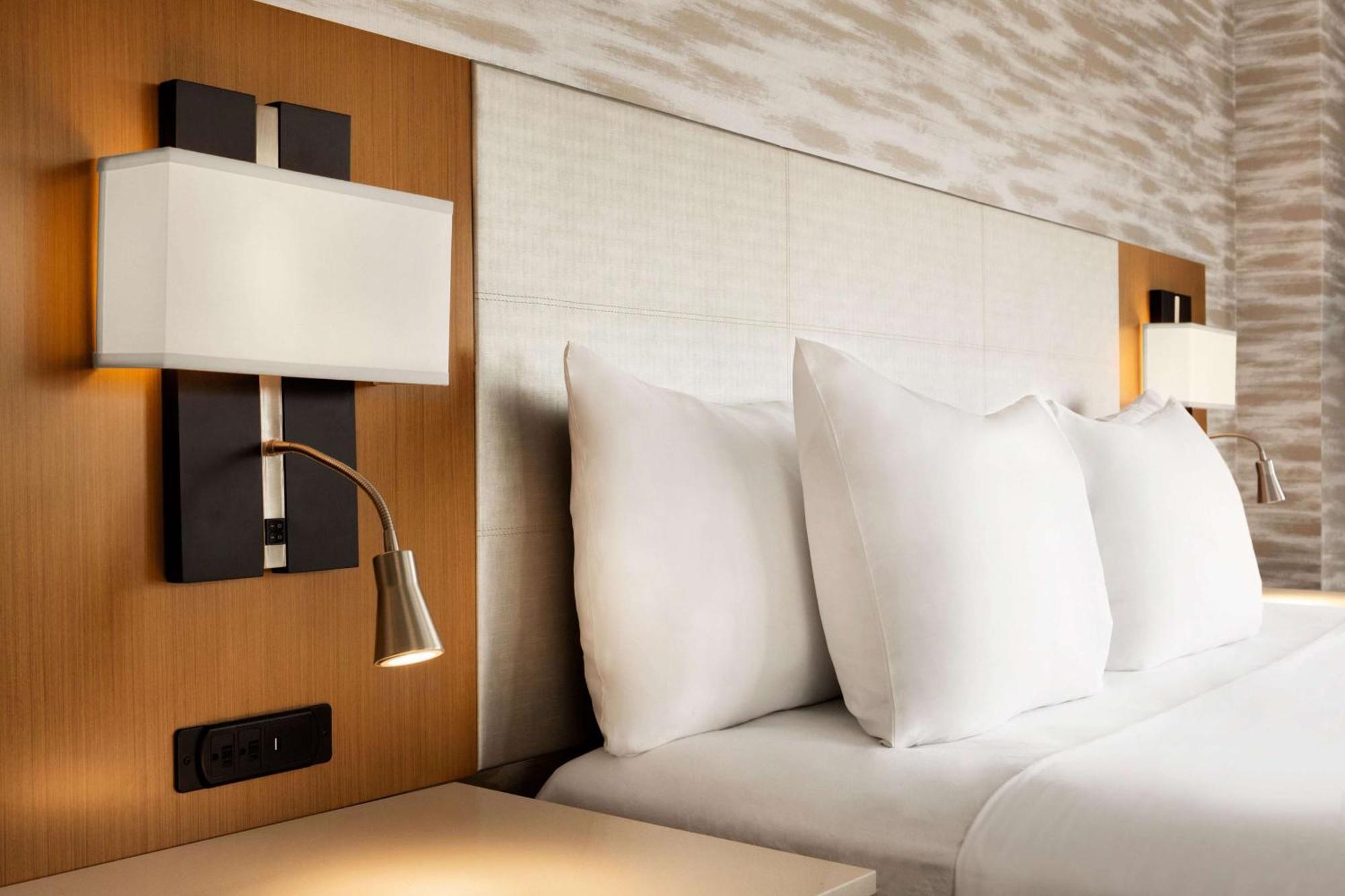 Radisson Srinagar Ξενοδοχείο Εξωτερικό φωτογραφία