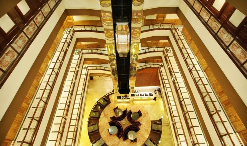 Radisson Srinagar Ξενοδοχείο Εξωτερικό φωτογραφία